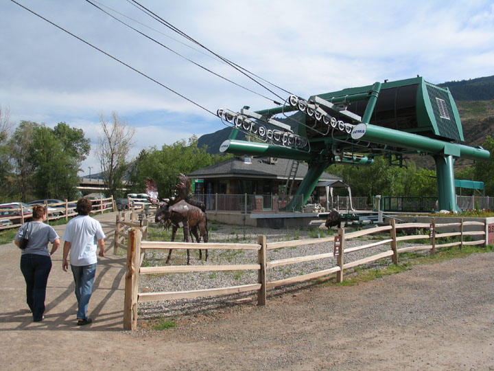    Glenwood Springs